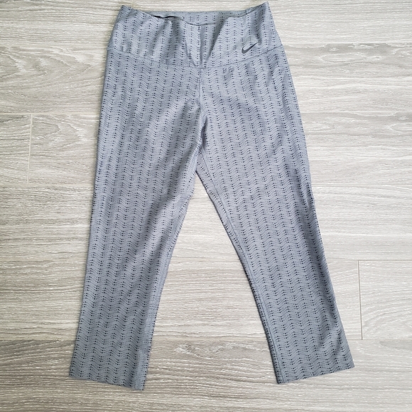 Nike Pants - Nike Dri-Fit Crop Pants